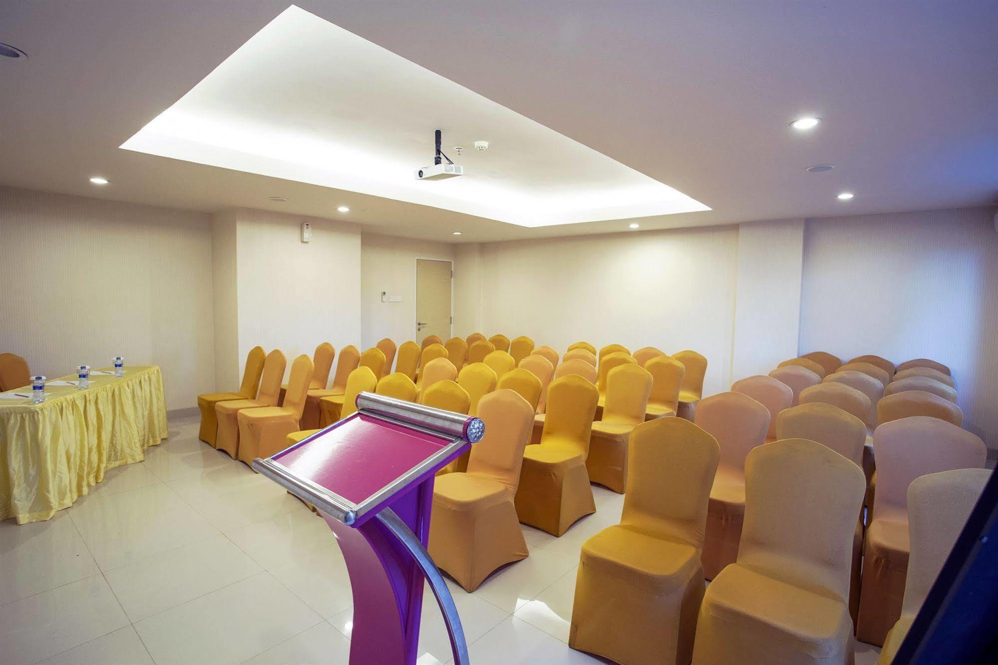D'Primahotel Balikpapan Eksteriør billede